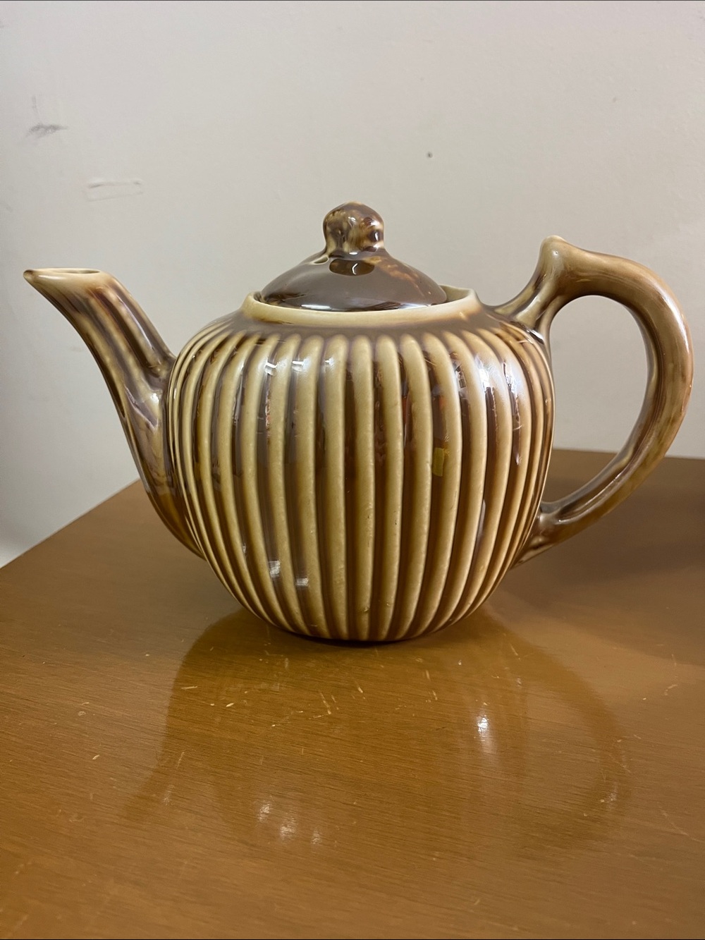 Lipton Tea Promotional Ribbed Brown Ceramic Teapot - Fraunfelter China